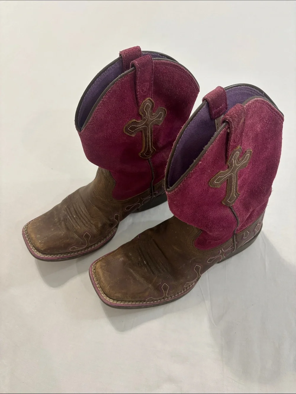 Ariat Girl’s Brown Leather and Magenta Suede Western Cowgirl Boots with Cross